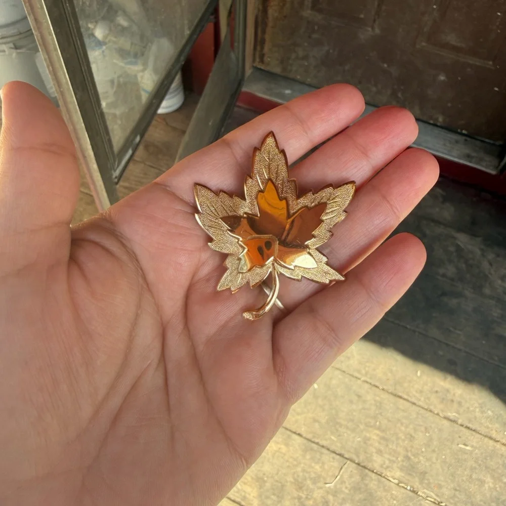 Vintage Monet Gold Maple Leaf Brooch